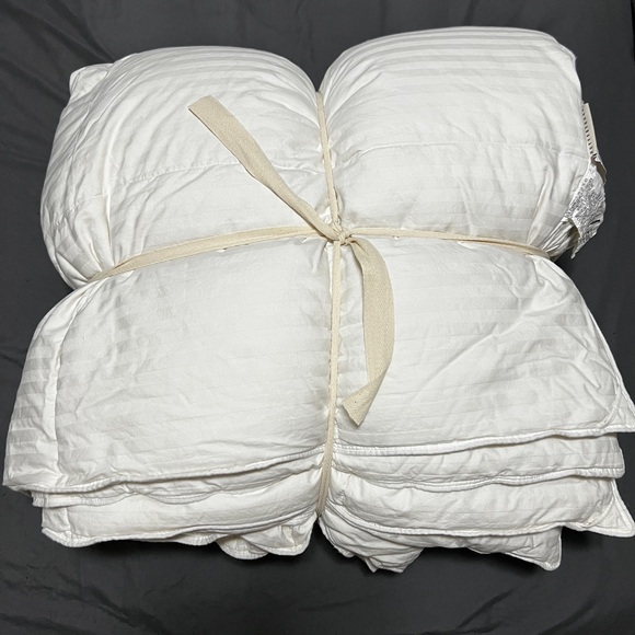 Pottery Barn 550 fp White Down Comforter Midweight Full/Queen - Picture 3 of 7